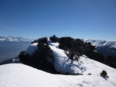 Montée sur la crête.