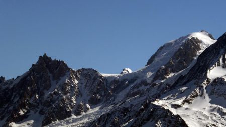 Aiguille du Midi et Mont Blanc du Tacul