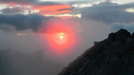 Et le Soleil réussi à percer...