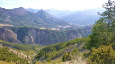 Montée vers la crête, vue arrière