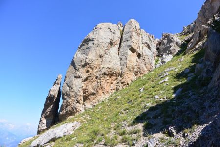 Petit zoom sur de beaux rochers.