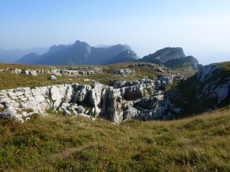 Arrivée sur le plateau, les Lances de Malissard, le col de Bellefont