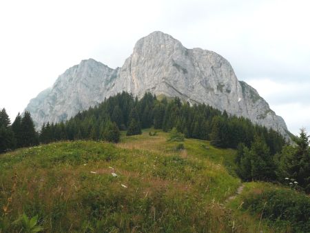 Dernier regard sur la pointe de Chauriande.