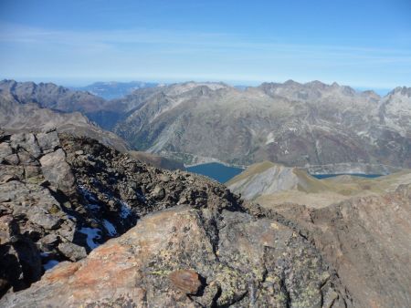 Belledonne, la Chartreuse, le lac de Grand Maison et l’arête