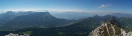 Un bout de monde vu d’en haut.