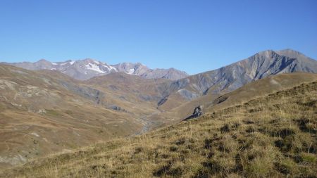 Première pente en direction de la première bosse de la crête