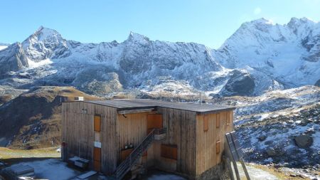 Refuge de Péclet / Polset