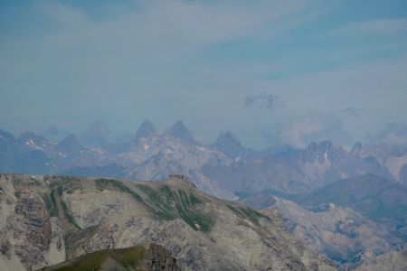 Zoom vers les Aiguilles d’Arves