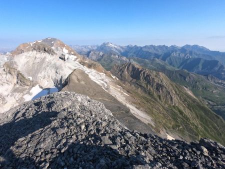 Taillon, Vignemale et Pic des Sarradets