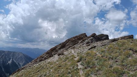 La barre rocheuse à escalader