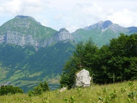 De la croix : Trélod, Dent de Pleuven, Arcalod