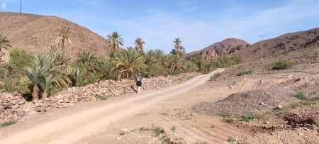 on prend la piste unique vers le nord est pour rejoindre le village de départ