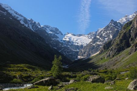 Vue sur le fond du vallon de la Lavey