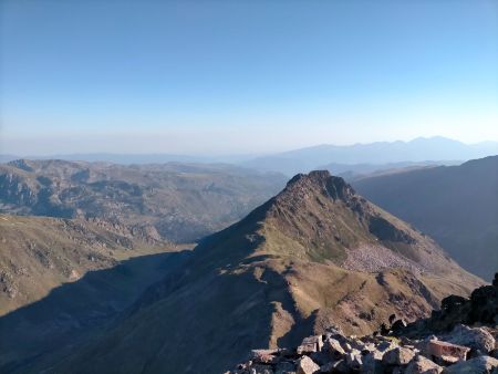 Du sommet, vue vers la France