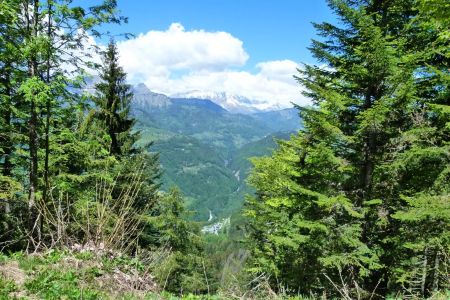 Une fenêtre sur Cohennoz et les Gorges de l’Arly