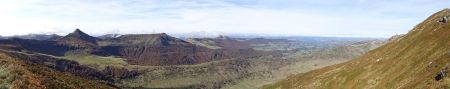 En montant au Puy de Peyre Arse