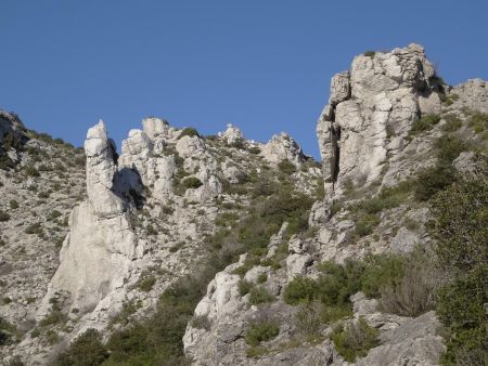 Montée au pas de Cugens.