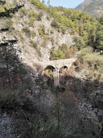 Le pont Saint-Jean, à ce stade du parcours on apprécie qu’il nous fasse gagner 30m de dénivelé !