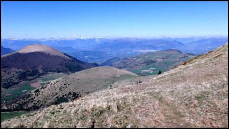 Haut Col et sa bergerie, panorama sur le Vercors.