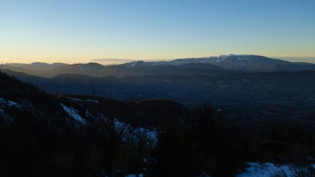 J2-04 au Tuve, lever de Soleil sur le Mont Ventoux