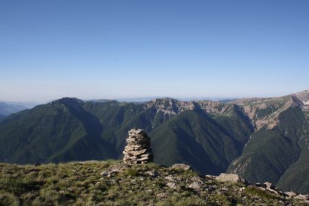 Crêtes vers le Mont Gravières, sur l’autre versant de la Tinée