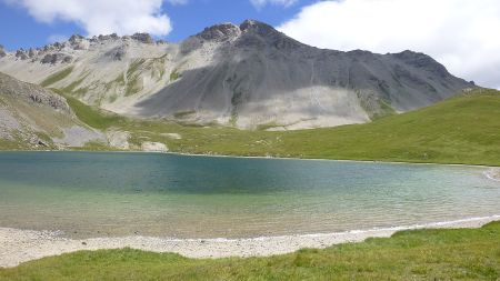 Lac de ’Ascension et Pic du Haut Mouriare