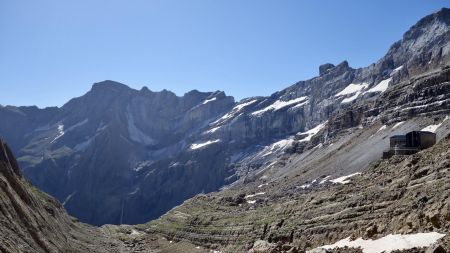 Refuge des Sarradets et Cirque de Gavarnie