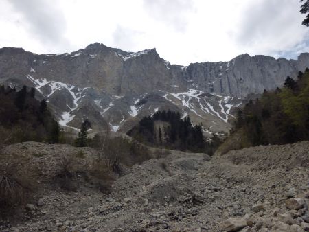 Remontée du ravin de la Pierra.