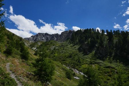 Après la cabane du Pisset nous rejoignons le torrent pour la suite.