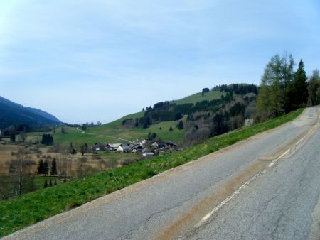 Remontée au col de Champ-Laurent