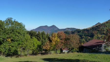 Le Mont Forchat depuis le hameau de la Glappaz