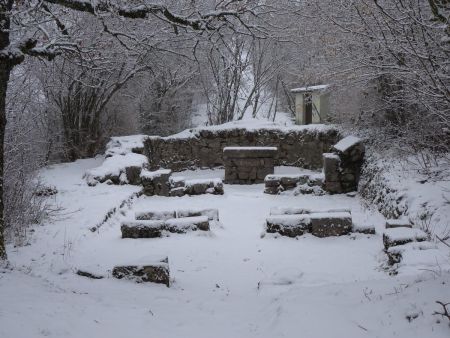 Restes de la Chapelle romane