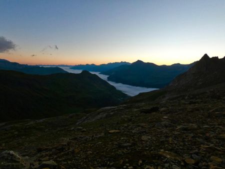 Lever de soleil et mer de nuages au-dessus de la vallée de Gavarnie