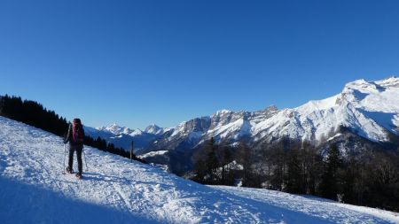 Sous le chalet de la Croix de Sulens