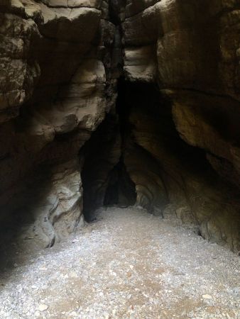 Dans l’antre de l’Ain, quand la source vauclusienne est à sec...