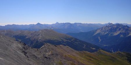 Au loin le Mont Viso.