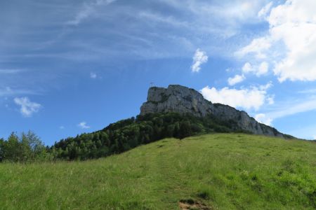 La Croix du Nivolet, de l’alpage éponyme