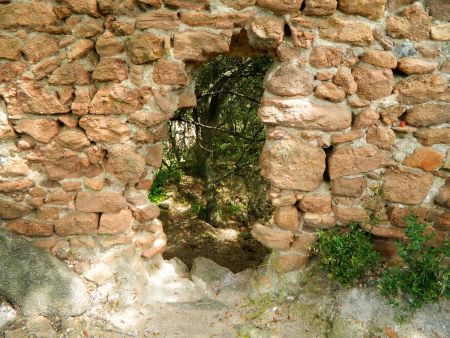 Les ruines du couvent.