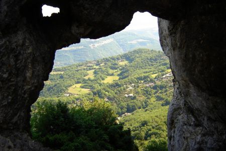 Le Trou du Furet avec un plus petit en haut.