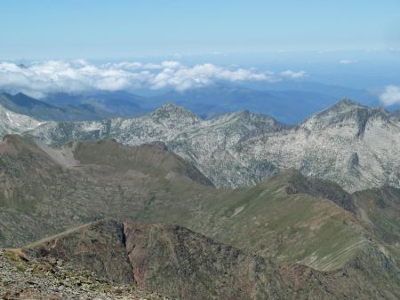 Zoom sur l’arête entre le Guins de l’Ane et le Cap de Broate.