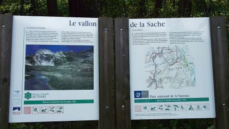 Panneau informatif du vallon de la Sache.