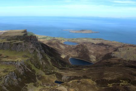 Collines, falaises, lochs et mers