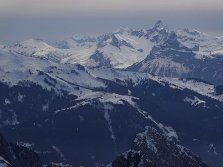 Un regard vers les Aravis.