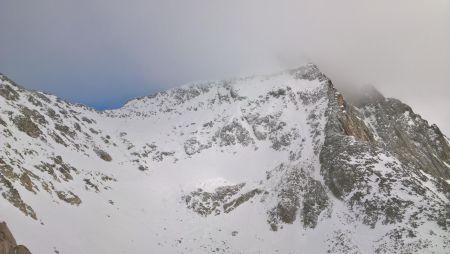 La Tête du claus (2897m) dans le brouillard