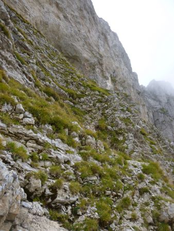 La rampe d’accès à la grotte.