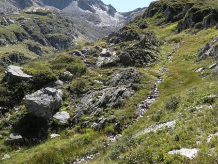 Montée dans le vallon de Comborsier