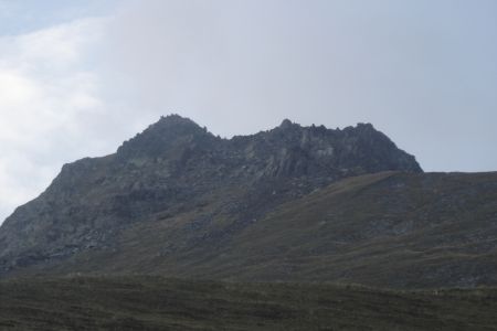 L’aiguille du Clapet en partant