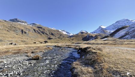 Le vallon et le torrent du Clou...