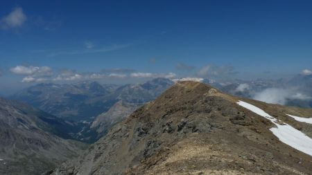 Sur la crête entre les deux sommets du Giusalet