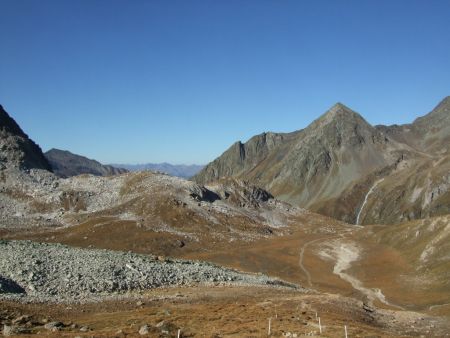 Plan Séry en bas et Pointe des Chardes au fond